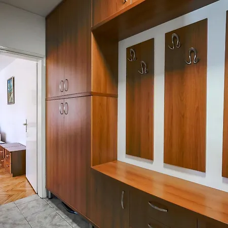 Centre Comfort - Free Parking Скопье