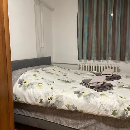 Centre Comfort - Free Parking Апартаменты *