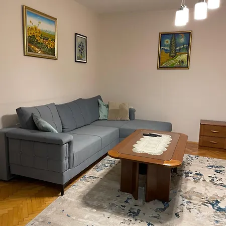 Centre Comfort - Free Parking Apartment